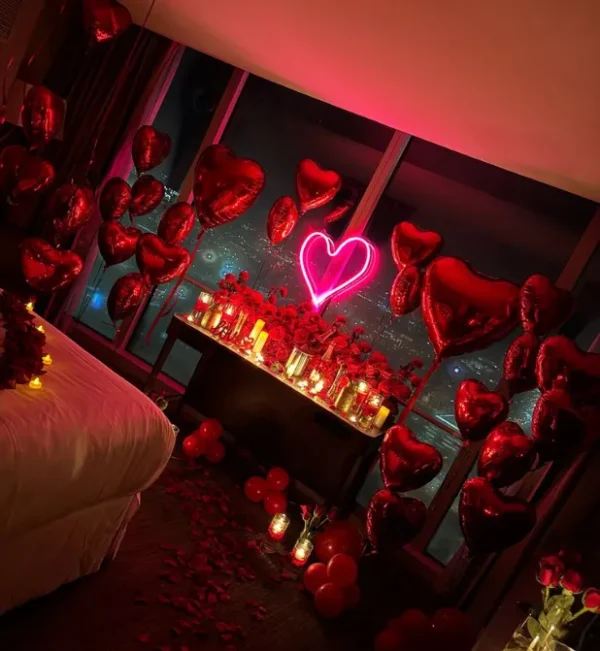 Midnight Scarlet – Ultra Romantic Candle & Balloon Room Decor - Image 3
