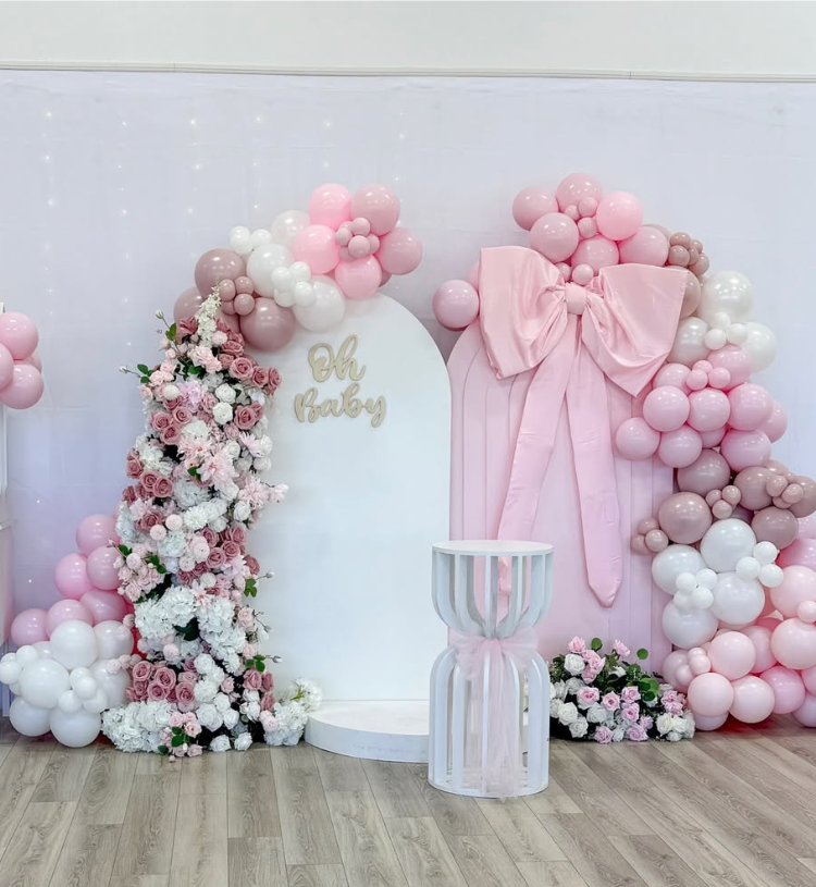 Elegant Oh Baby Balloon & Floral Setup