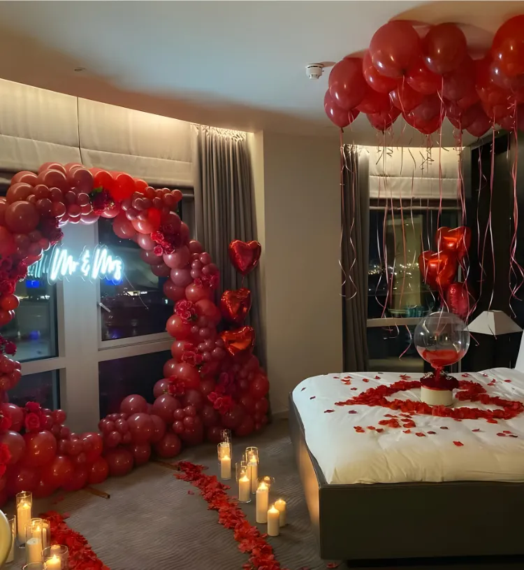 Premium Mr & Mrs Romantic Balloon Ring Room Decoration